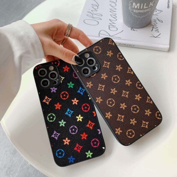 Side-by-side Comparison of Brown and Black Retro iPhone Cases